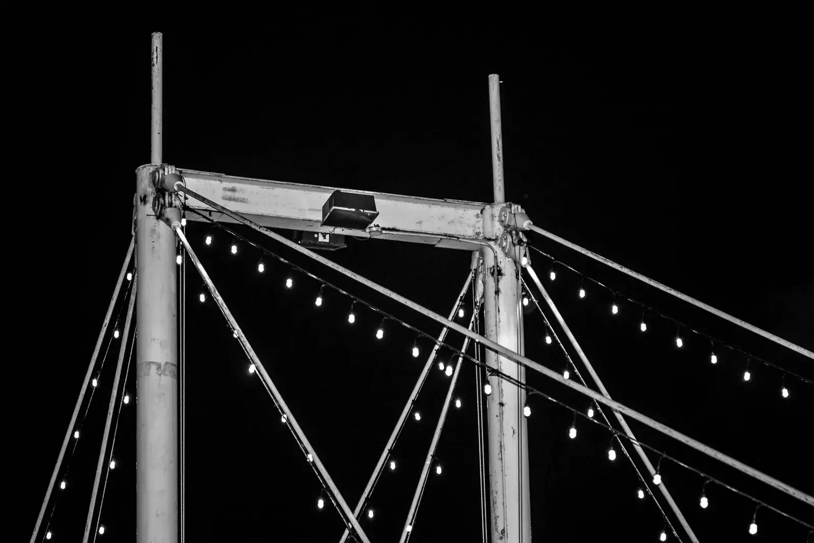 Black and White, image 13 of 13